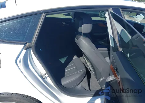 2022 Audi A5 Sportback Premium Plus 40 Tfsi Quattro S Tronic из США, поврежденный, VIN WAUCBCF59NA004168